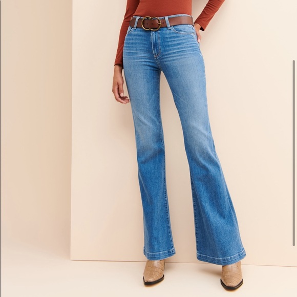 Paige Genevieve 1” Hem Distressed Jeans 🫶 - Picture 6 of 16